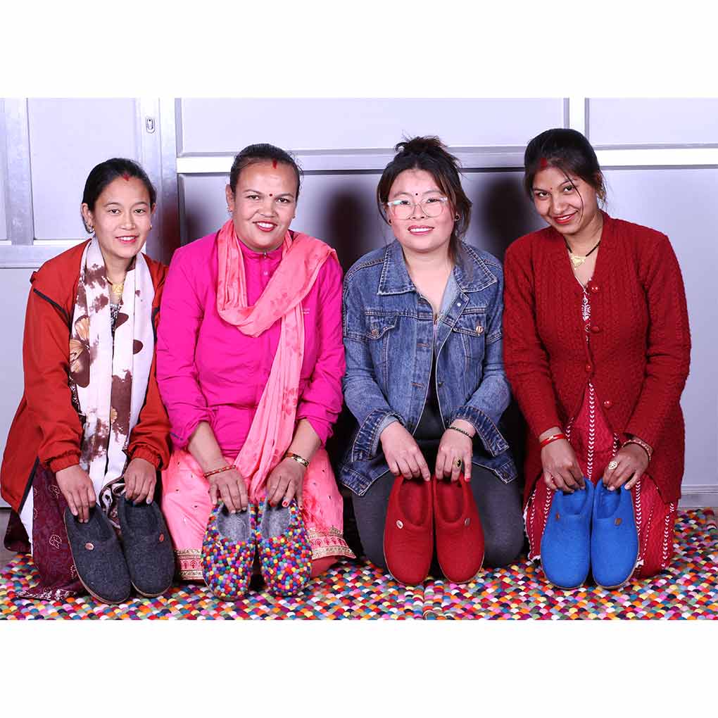 Barfuß-Hausschuh Footprint mit Naturgummisohle, blau