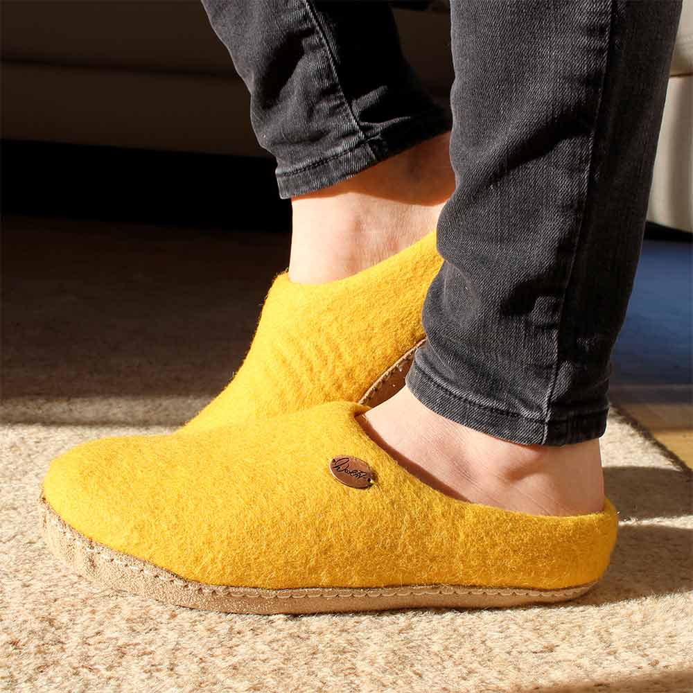 Barfuß-Hausschuh Footprint, gelb