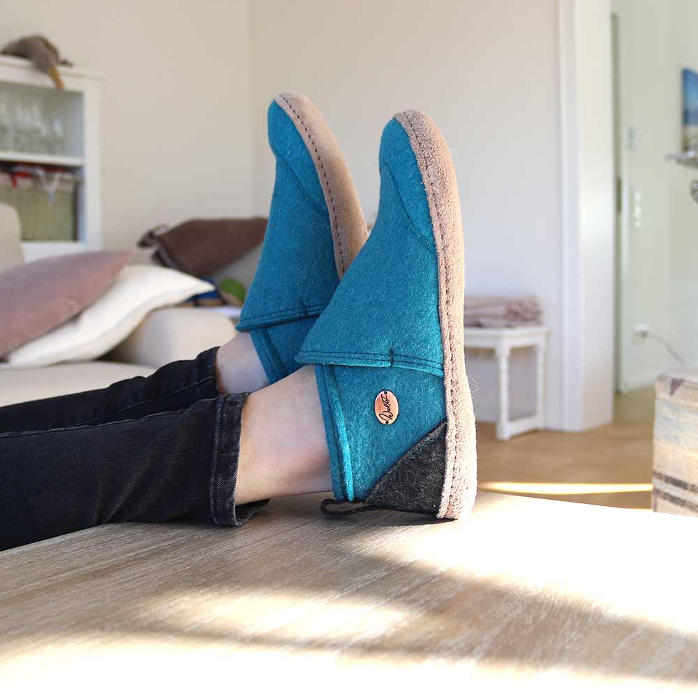 Taiga – hoher Filzhausschuh aus Wolle mit Ledersohle, türkis