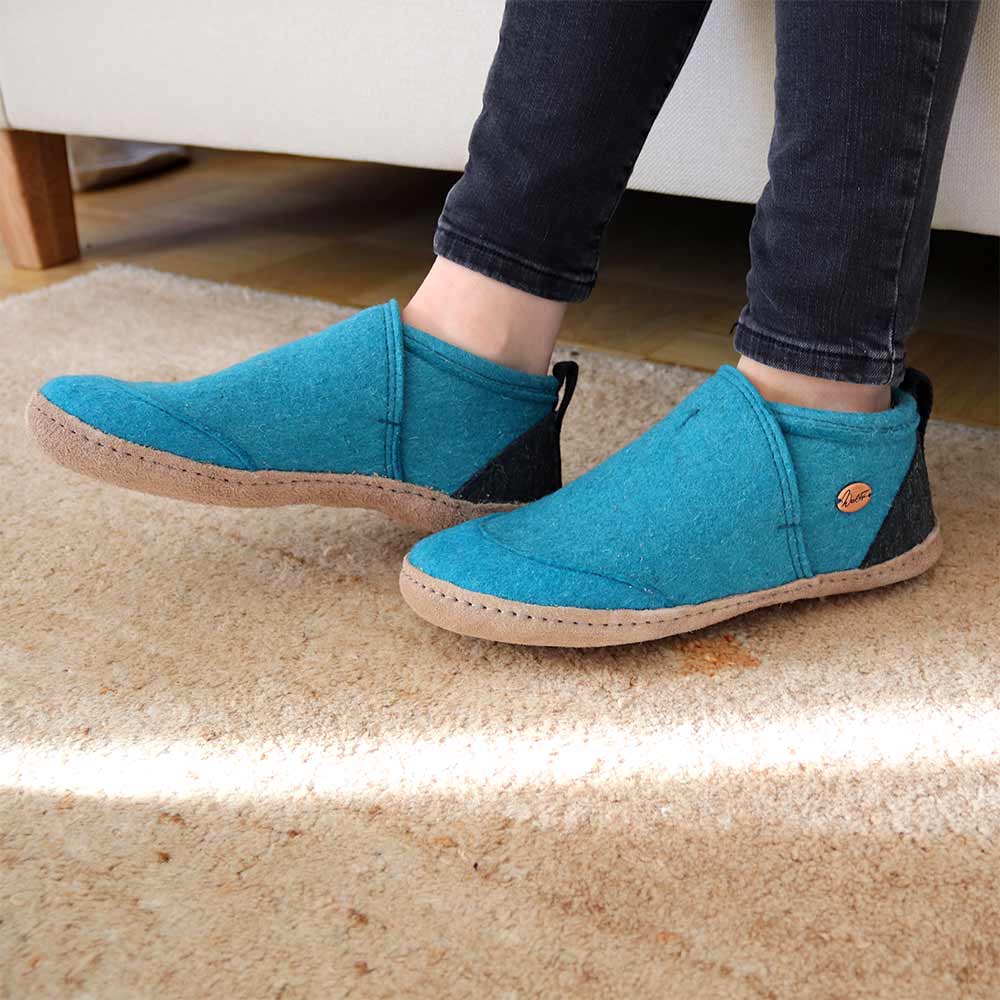 Taiga – hoher Filzhausschuh aus Wolle mit Ledersohle, türkis