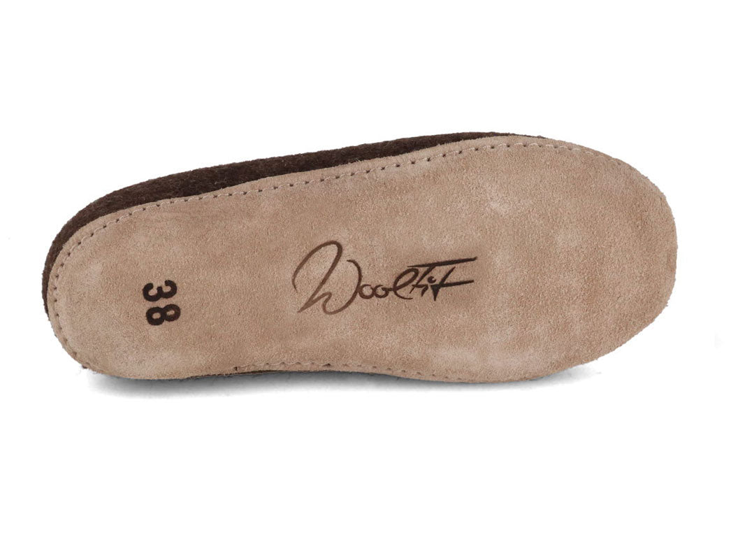 sohle classic-handgefilzte-pantoffeln-mit-einlegesohle-braun #farbe_braun