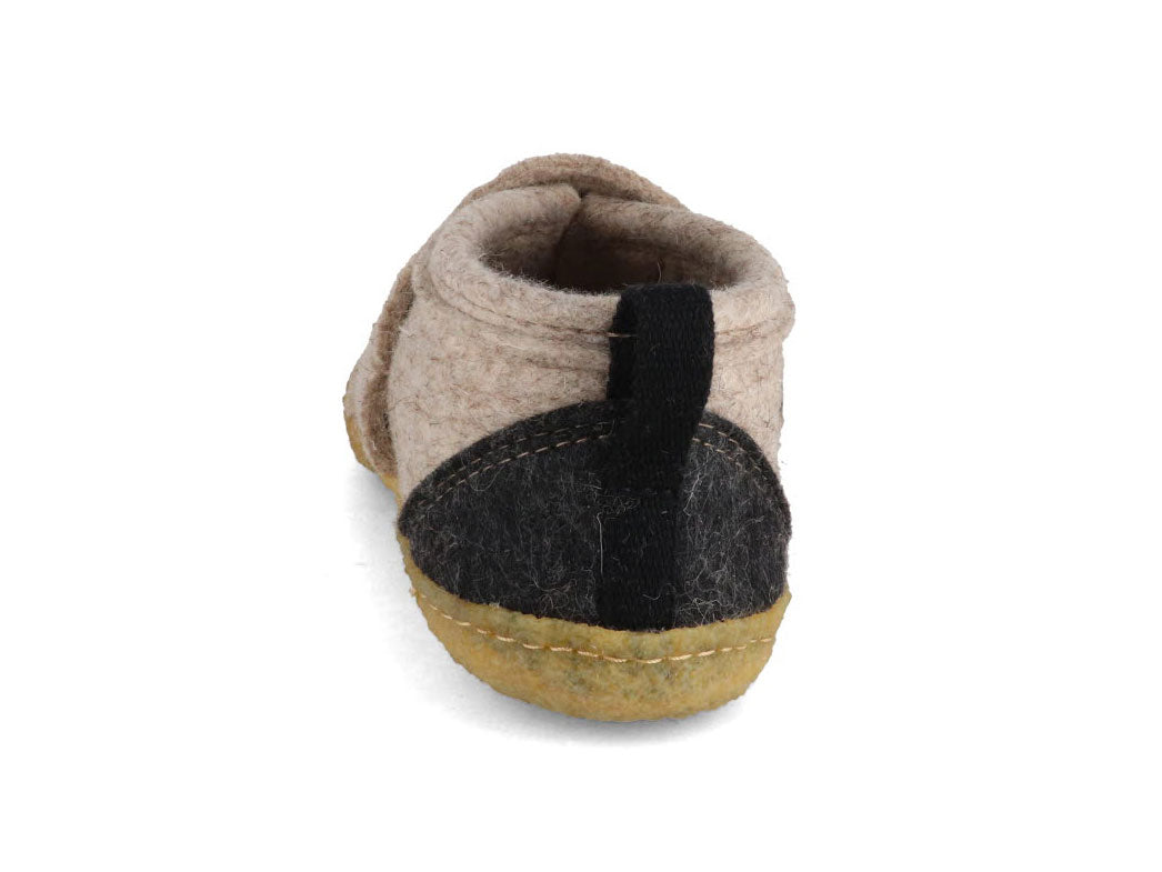 hinten taiga-buero-hausschuhe-mit-gummisohle-beige #farbe_beige