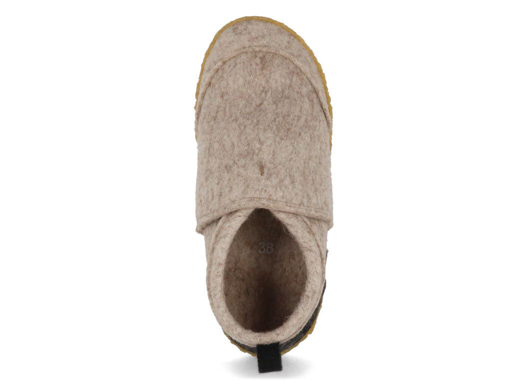 5 taiga-buero-hausschuhe-mit-gummisohle-beige #farbe_beige