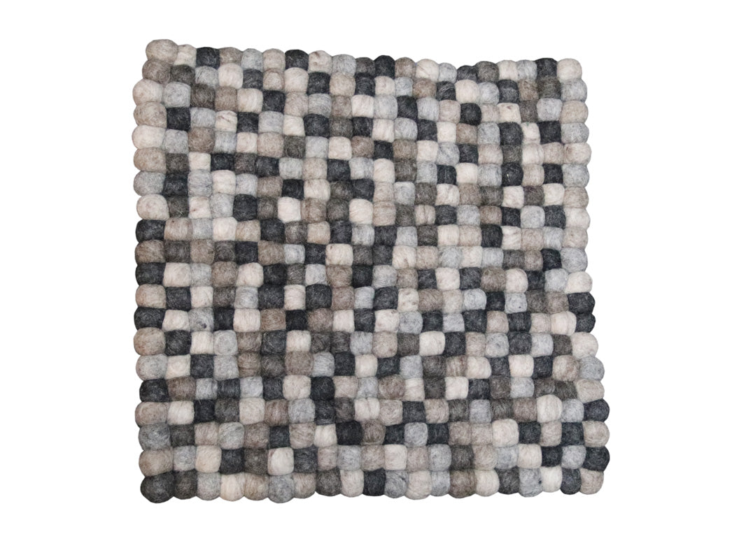 Filzkugeln Tischdeko, Filzunterlage, Sitzkissen 40x40cm quadratisch, grau
