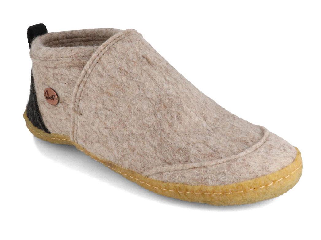 taiga-buero-hausschuhe-mit-gummisohle-beige #farbe_beige